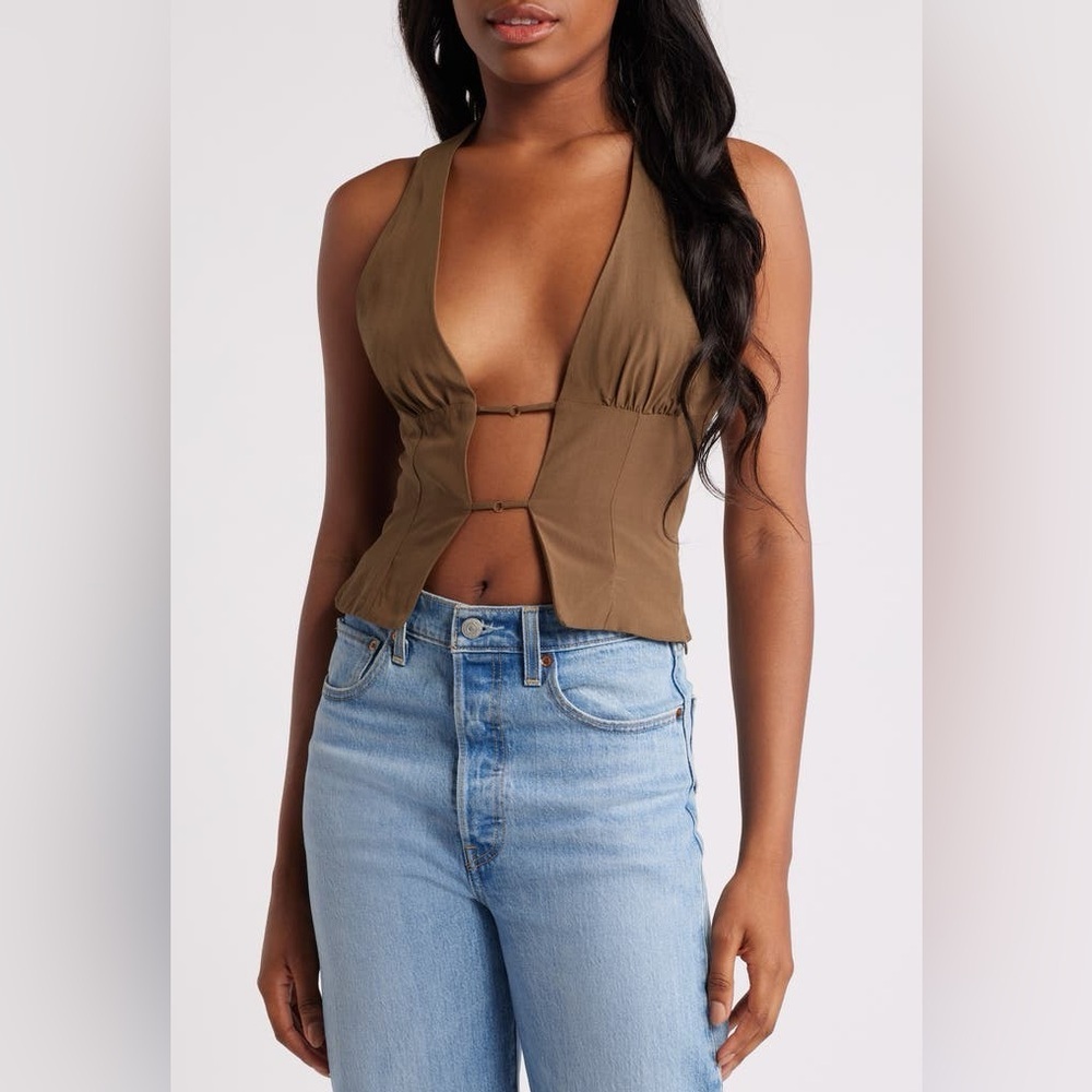 Open Front Halter Top
Mistress Rocks Size M - Green - Picture 3 of 11